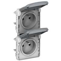 LEGRAND PLEXO CTDOOS 2X2P+A VERT. 10/16A 250V SAMENSTELB. GRIJS