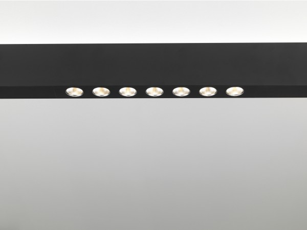 EXTERUS Dot Line R7 930 - matt black texture phase dim